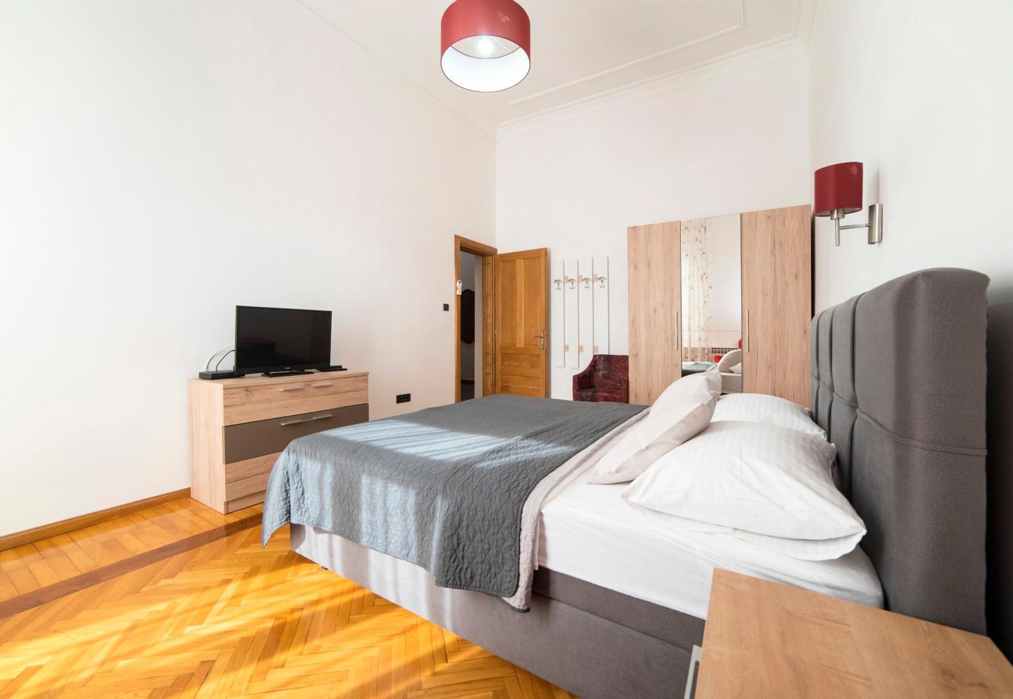 Golden Star Apartment Zagreb Bagian luar foto