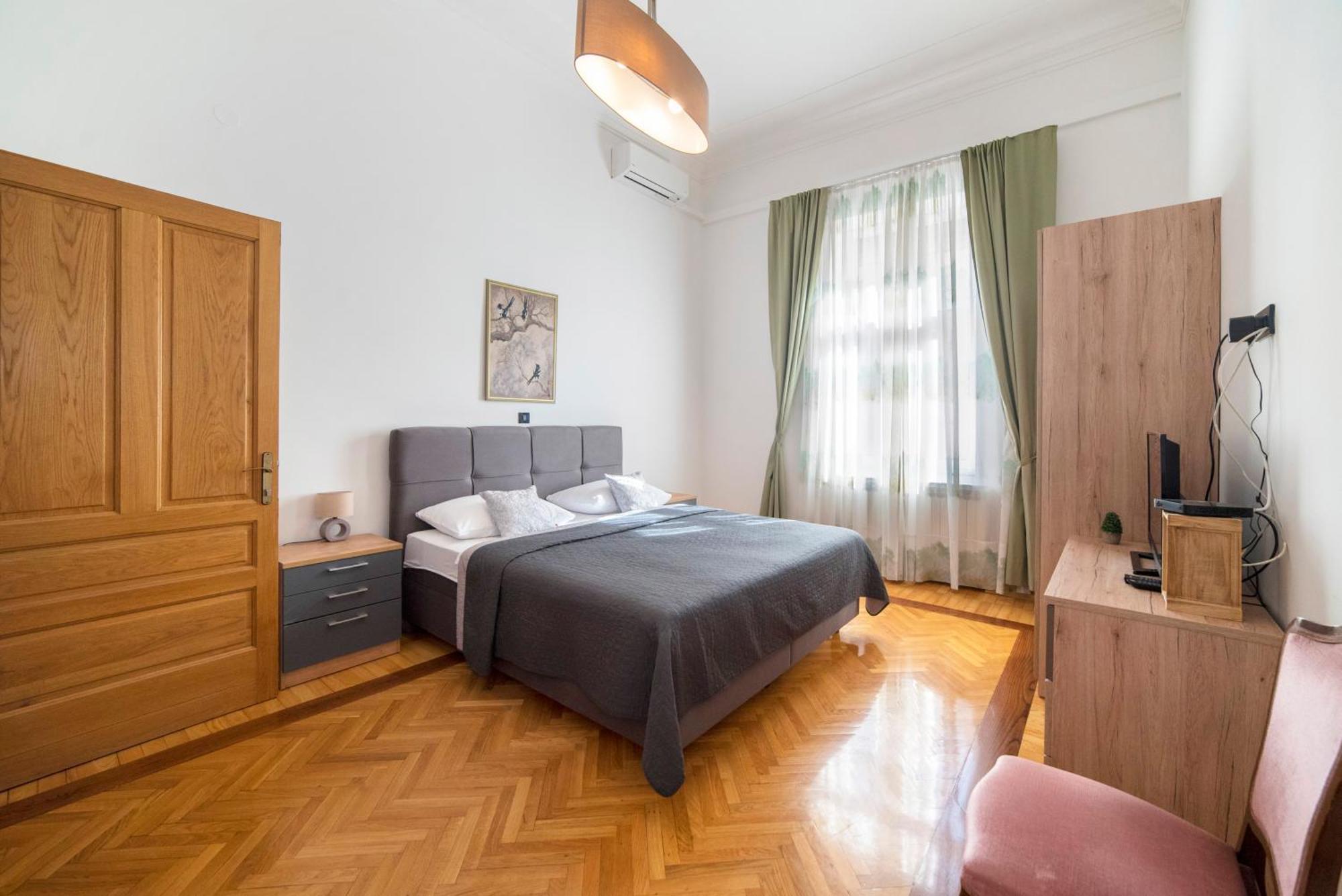 Golden Star Apartment Zagreb Bagian luar foto