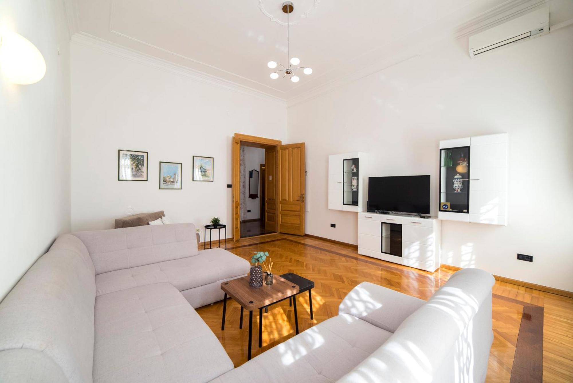 Golden Star Apartment Zagreb Bagian luar foto