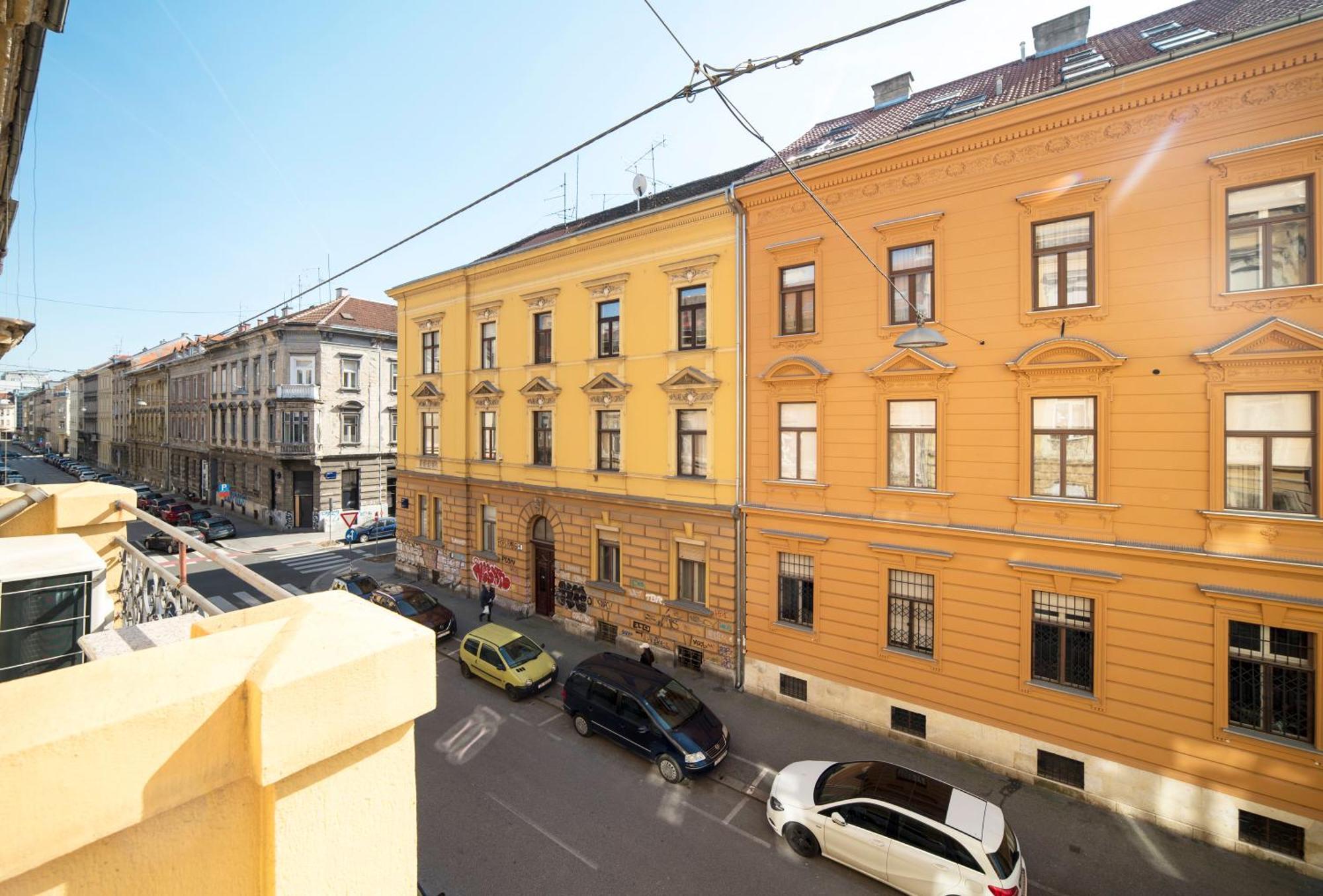 Golden Star Apartment Zagreb Bagian luar foto
