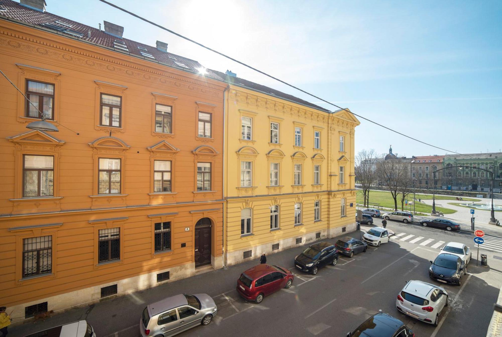 Golden Star Apartment Zagreb Bagian luar foto